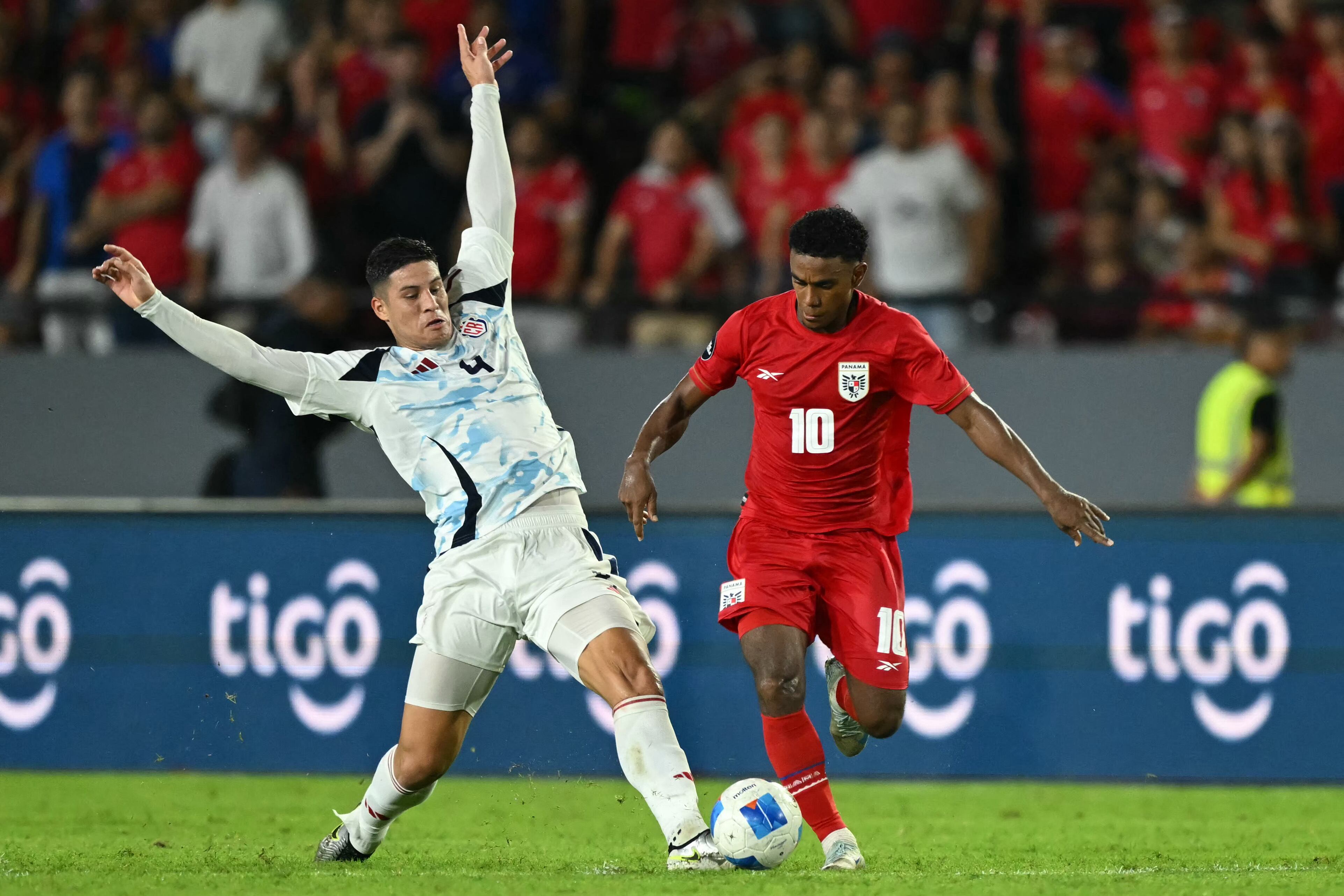 Alexis Gamboa dejó una grata impresión con su trabajo en el partido entre Panamá y la Selección de Costa Rica.