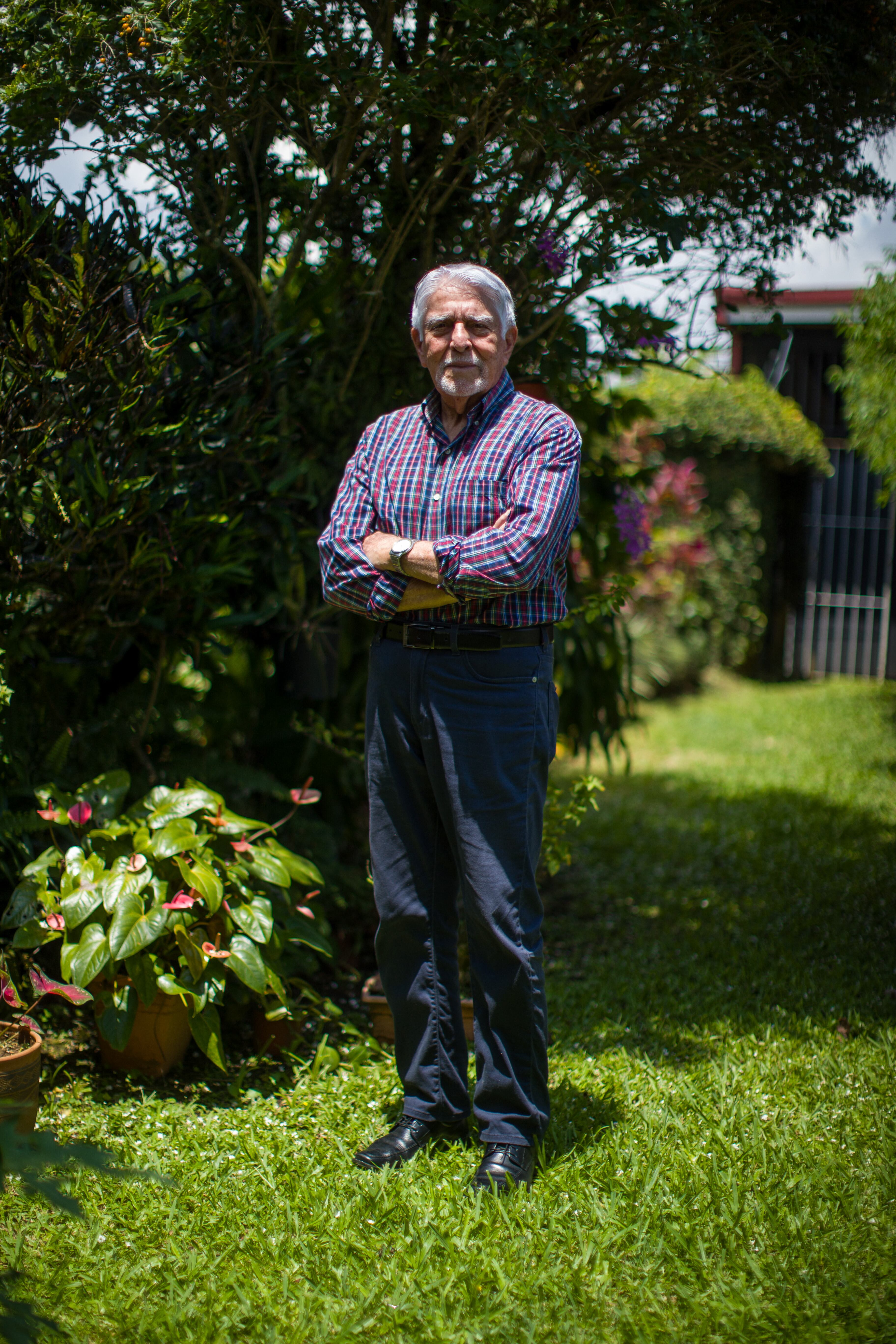 28/08/2023, San José, Curridabat, retratos de Gustavo Castillo experto en balística y su esposa Mary Quesada.