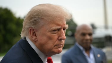 Trump flexibiliza sanciones a Rusia para comprarle diésel ante aumento de costo en Estados Unidos