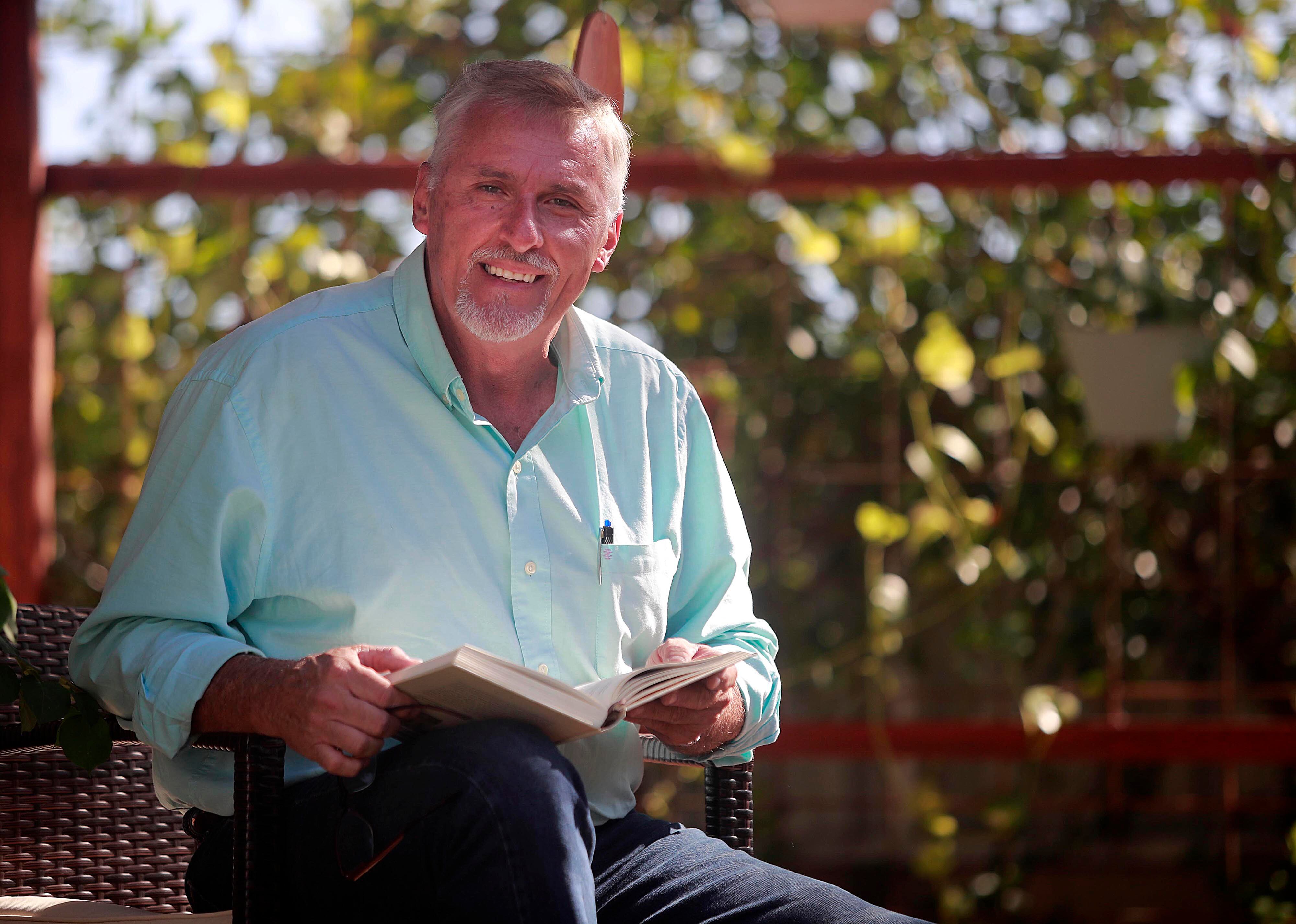 Max Mena, candidato a alcalde