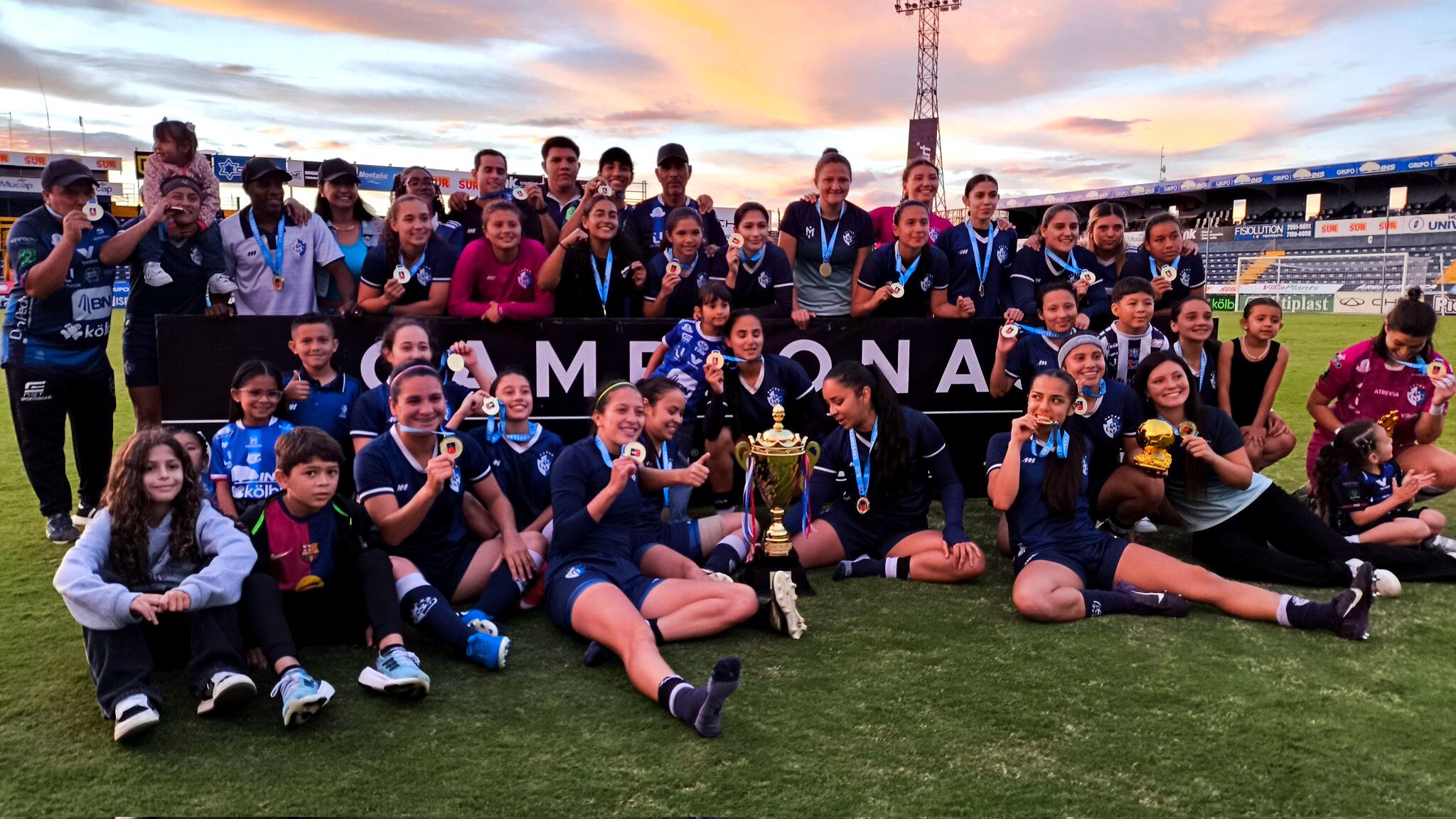 Las muchachas de Cartagines campeonas del Torneo de Apertura 2025