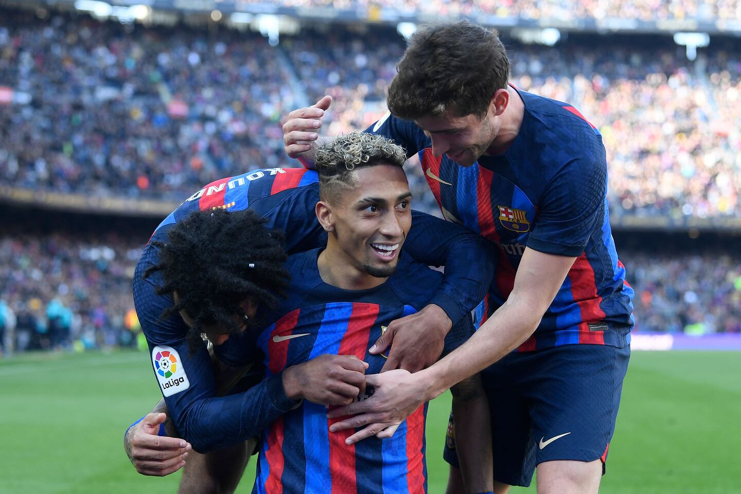 El Barcelona mantiene el paso y no le da esperanzas al Real Madrid | La ...