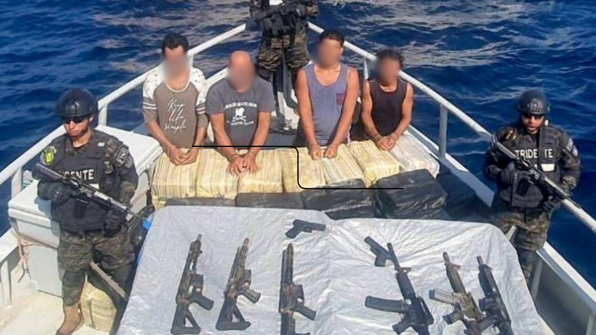 Los cuatro sujetos fueron detenidos con un cargamento importante de cocaína.