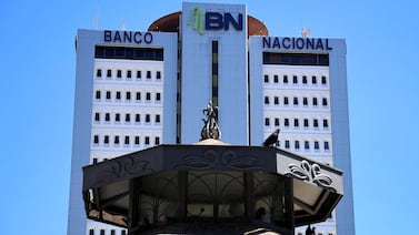 Banco Nacional inicia nuevo sistema de acceso digital en medio de quejas de clientes