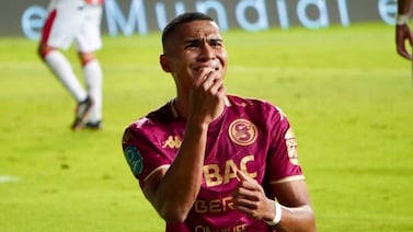 ‘Me llegaban mensajes contra mi madre’: Jorkaeff Azofeifa recuerda que lloraba por las ofensas