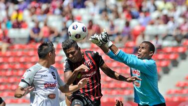 Alajuelense va a México a probar su equipo
