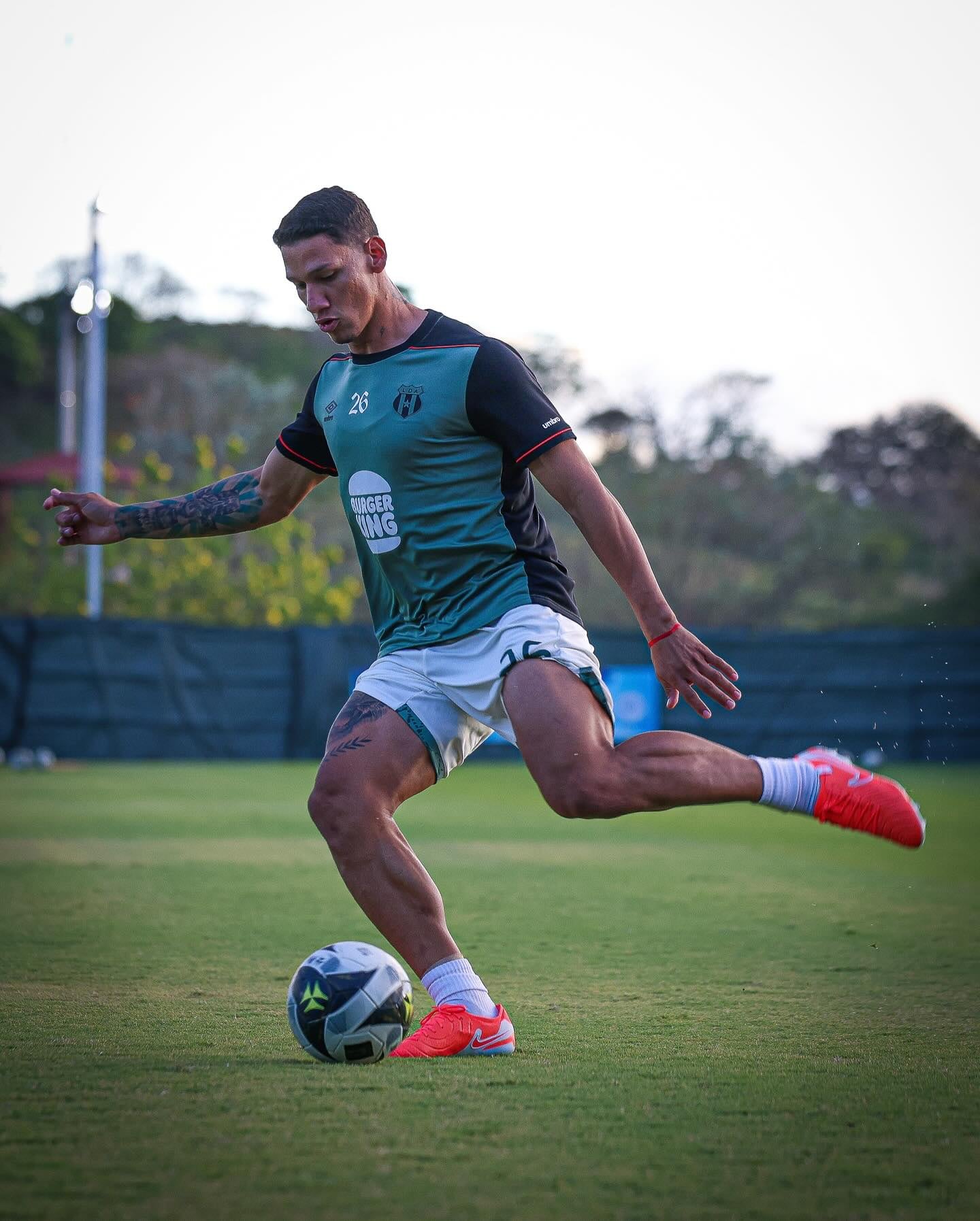 Fernando Piñar se encuentra listo para jugar de nuevo con Liga Deportiva Alajueleense.