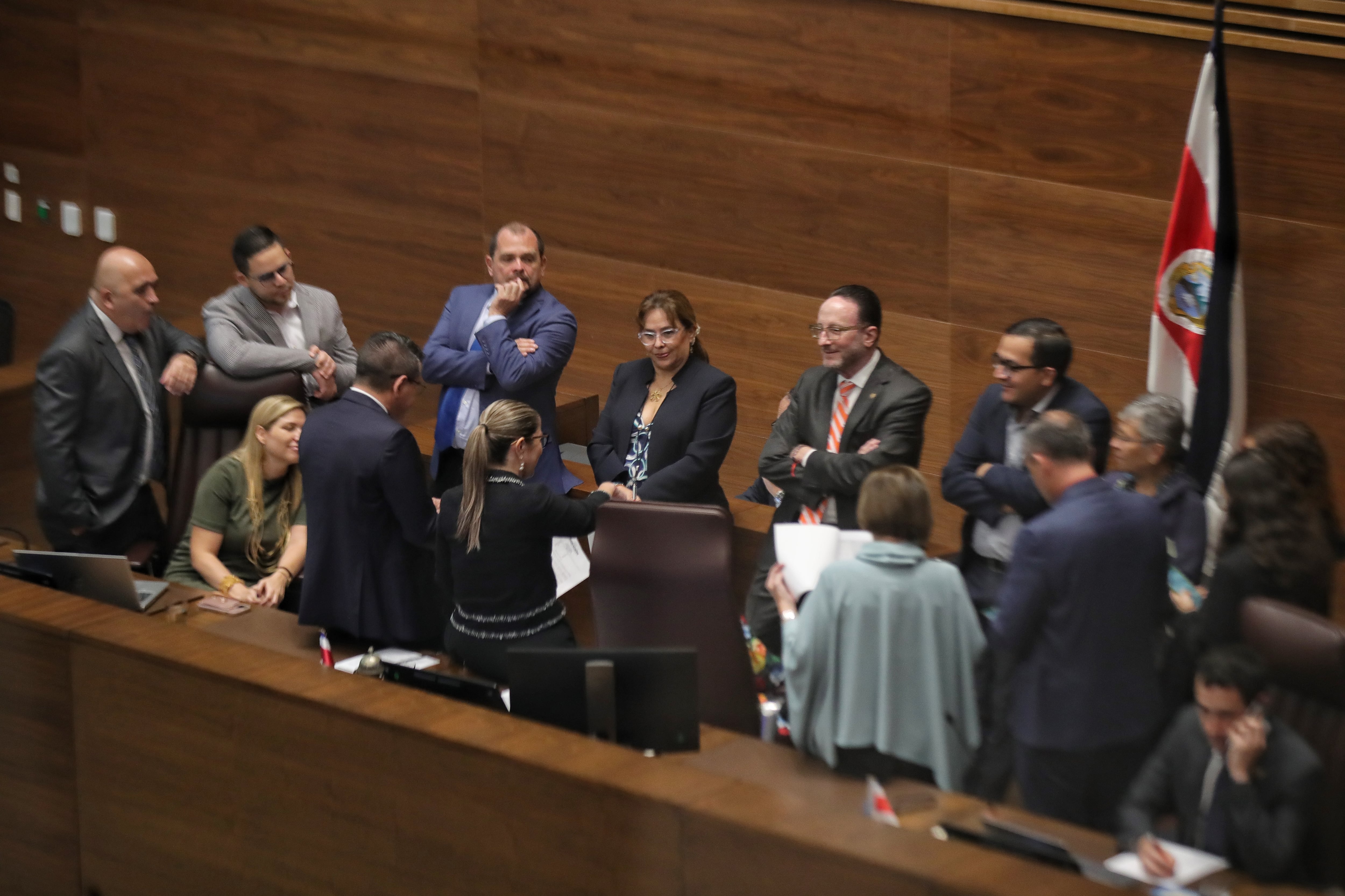 28/09/2023/ Diputados durante Sesión para votar proyecto sobre rebajo del Marchamo / foto: John Durán