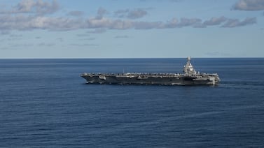 Irán afirma haber golpeado portaaviones estadounidense USS Abraham Lincoln; Pentágono niega impacto