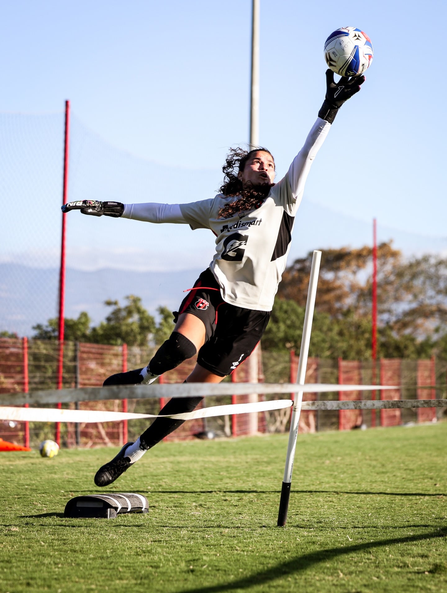 Noelia Bermúdez asegura que las leonas pondrán todo de su parte para que dentro de unos meses, Liga Deportiva Alajuelense esté de nuevo peleando un título.