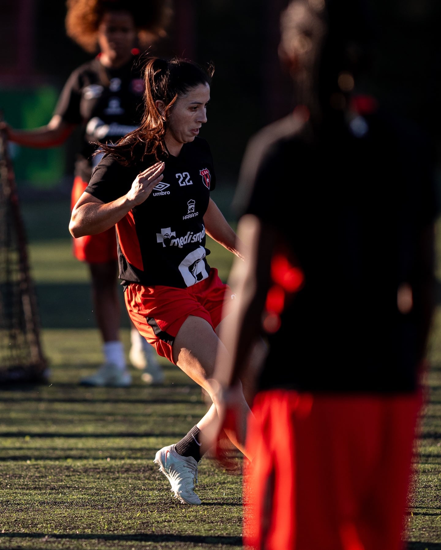 Lixy Rodríguez ya se entrena de lleno con las leonas de Liga Deportiva Alajuelense.