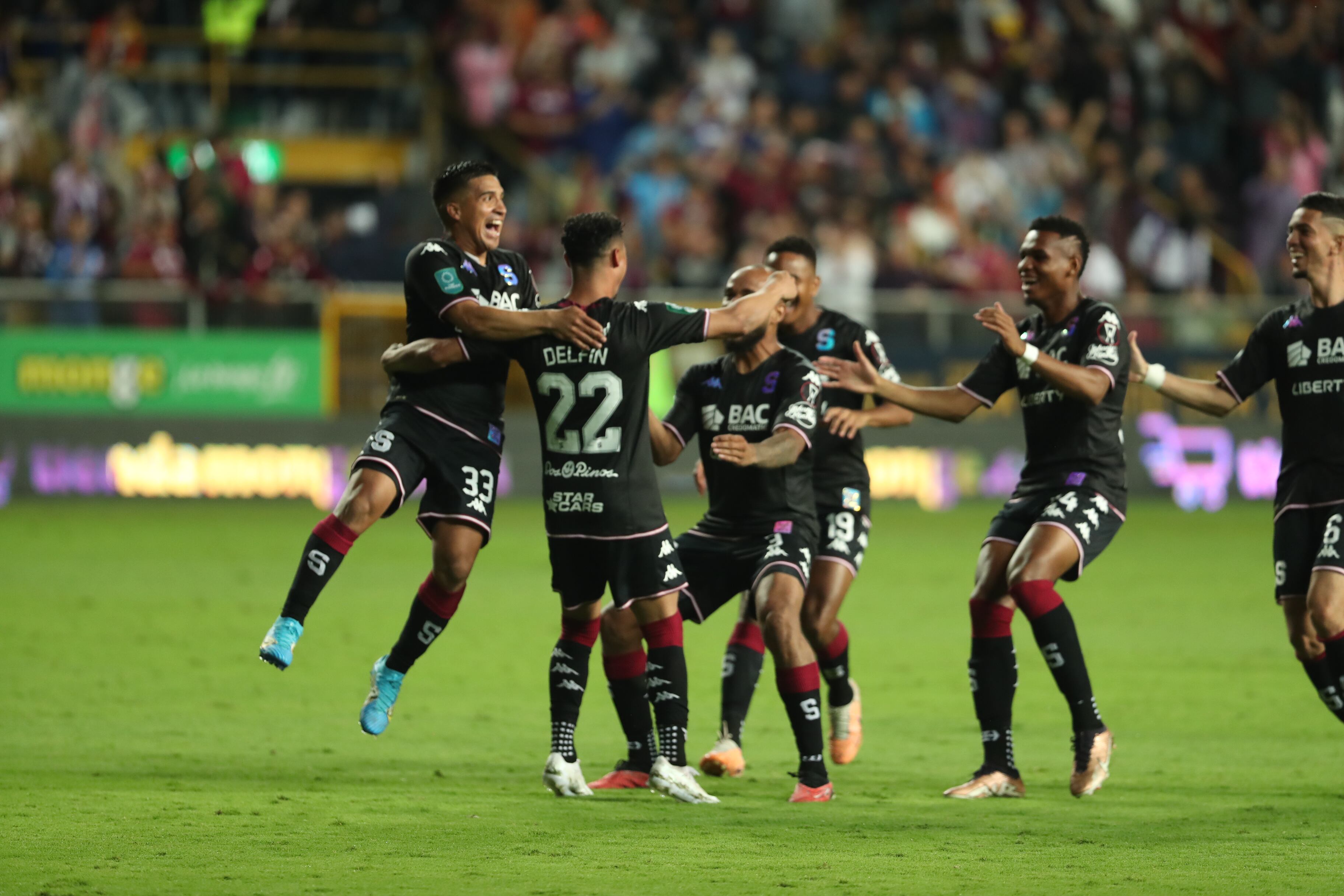 13/10/2023, San José, Estadio Ricardo Saprissa, semifinal del torneo de copa 2023 entre el Deportivo Saprissa y el Club Sport Herediano.