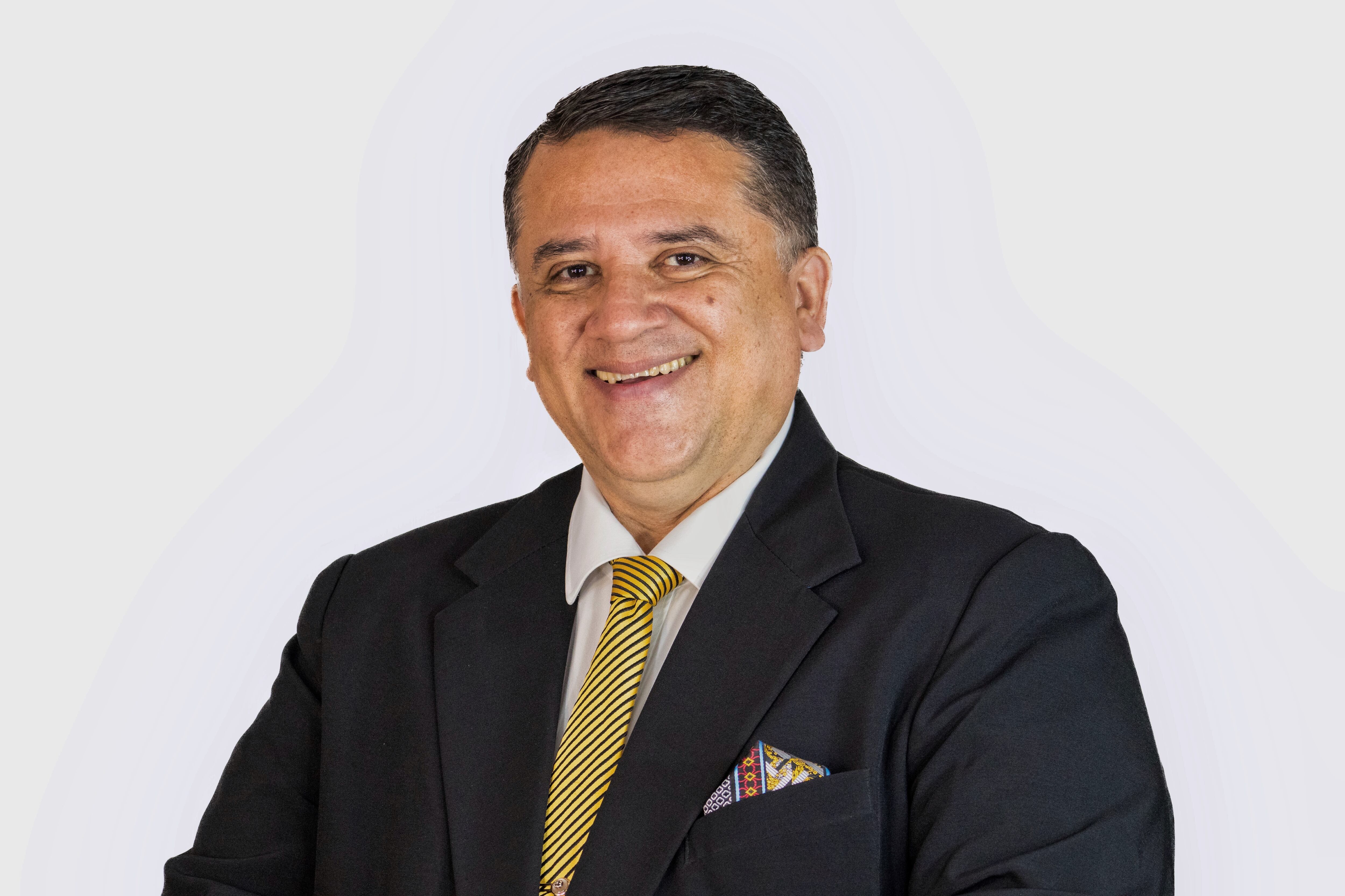 Boris Molina Acevedo es candidato a la presidencia de la República por el Partido Unión Costarricense Democrática (PUCD).