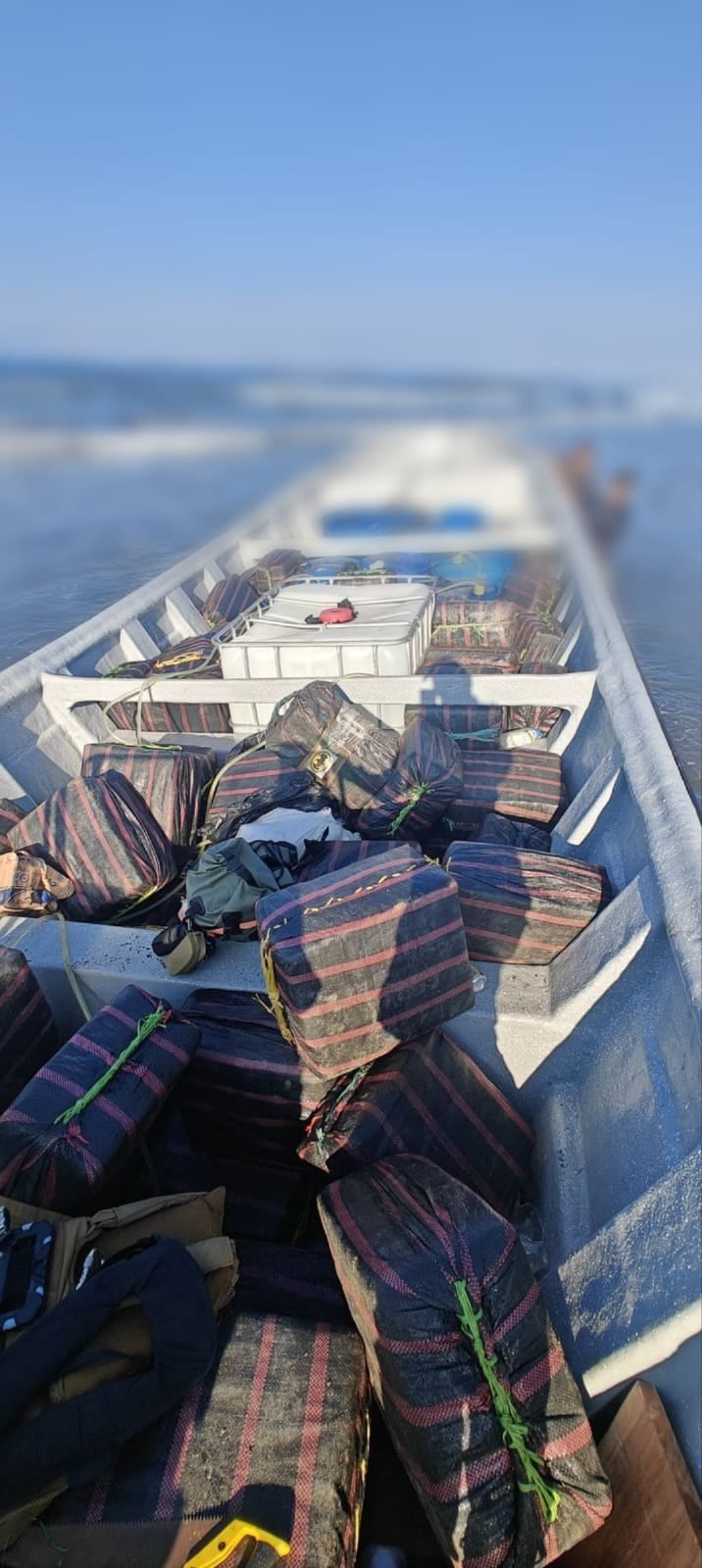 La droga iba en sacos y luego separada en paquetes de un kilo cada uno, aproximadamente.