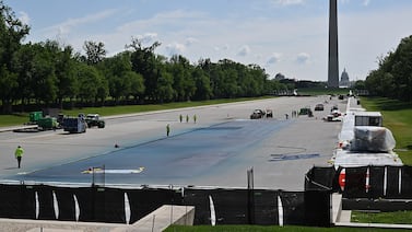 Estanque reflectante del monumento a Lincoln levanta nuevo escándalo para Trump por costos e intervención