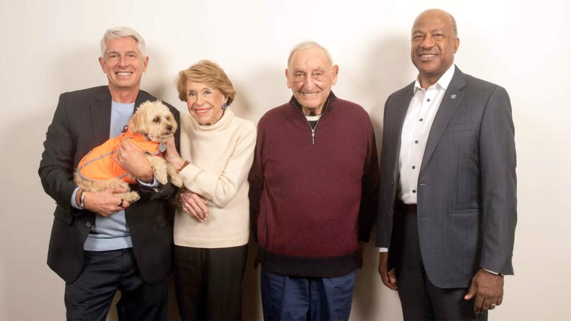 La Universidad de California en Davis recibió $120 millones de una pareja agradecida por el tratamiento que salvó la vida de su perro en 2018.