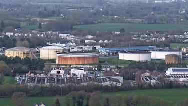 El G7 acuerda liberar hasta 100 millones de barriles de diésel y petróleo para contener los precios