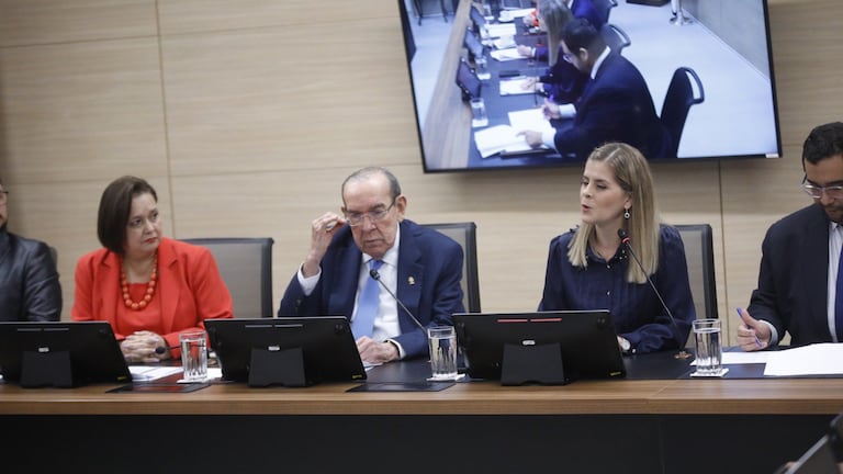 Estos son los proyectos de ley que Laura Fernández pide a los diputados dejar aprobados; así respondieron los jefes de fracción