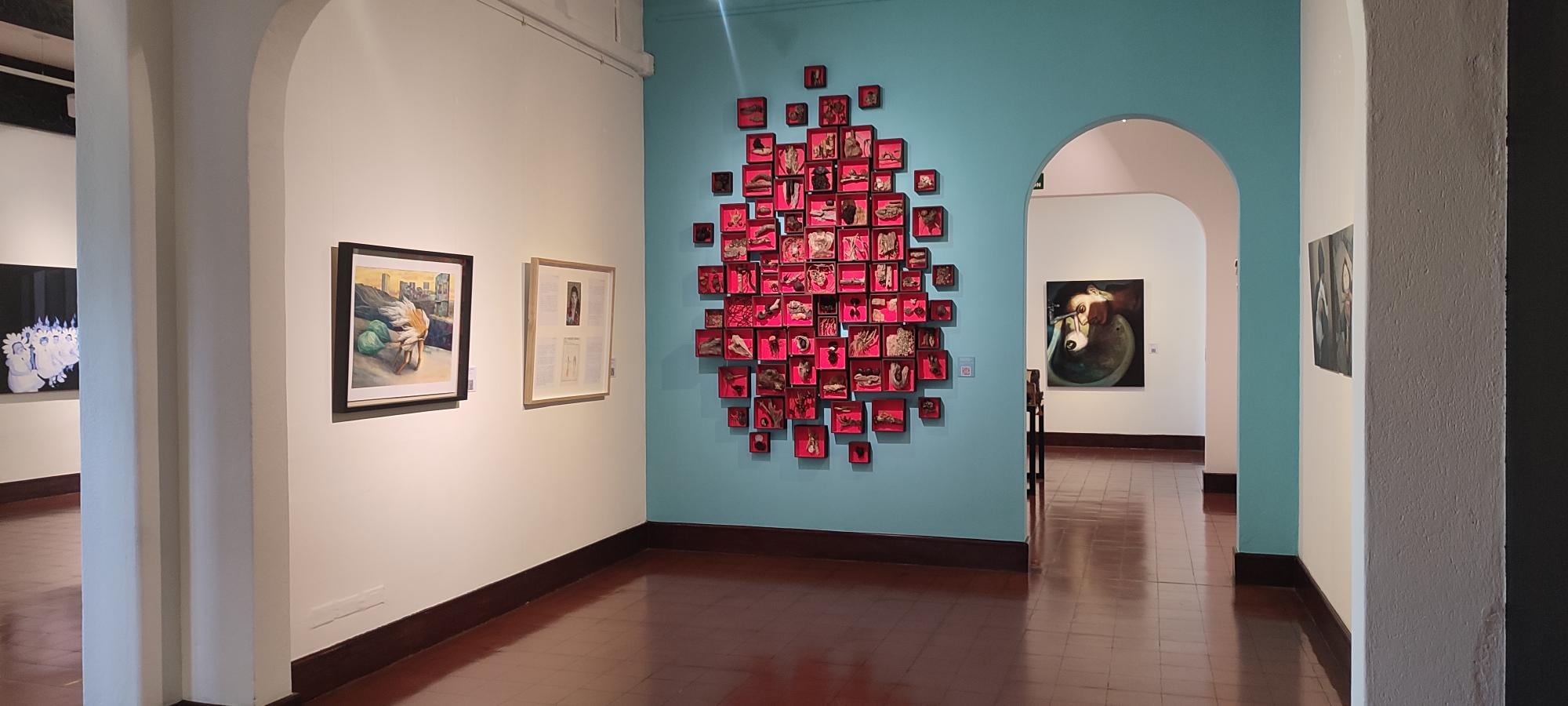 El Salón Nacional da continuidad al legado de los Salones Nacionales de Artes Plásticas realizados en el país entre 1972 y 1993.