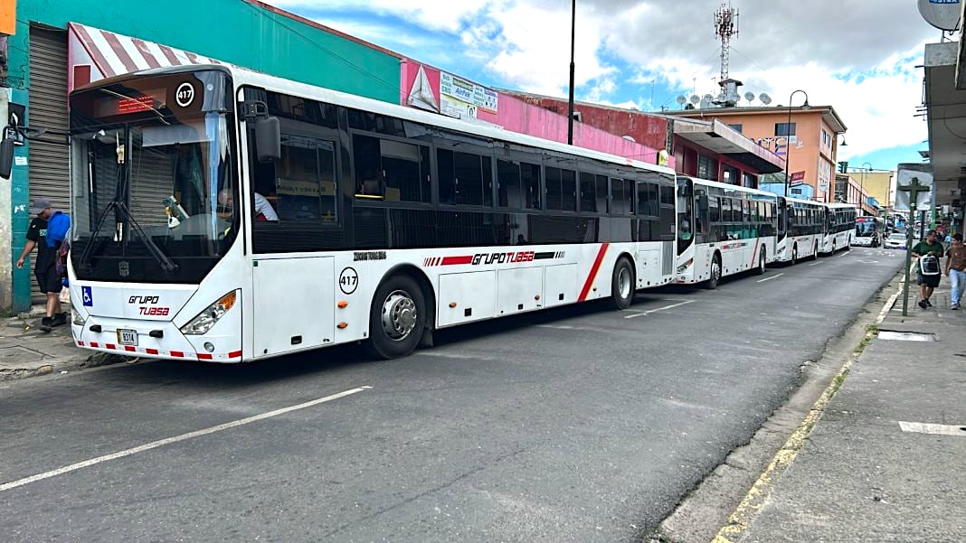 Con 48 unidades nuevas, Tuasa inició la operación de la ruta de autobús 400 BS, que conecta San José con Heredia y viceversa. Fotografía: Cortesía Tuasa.
