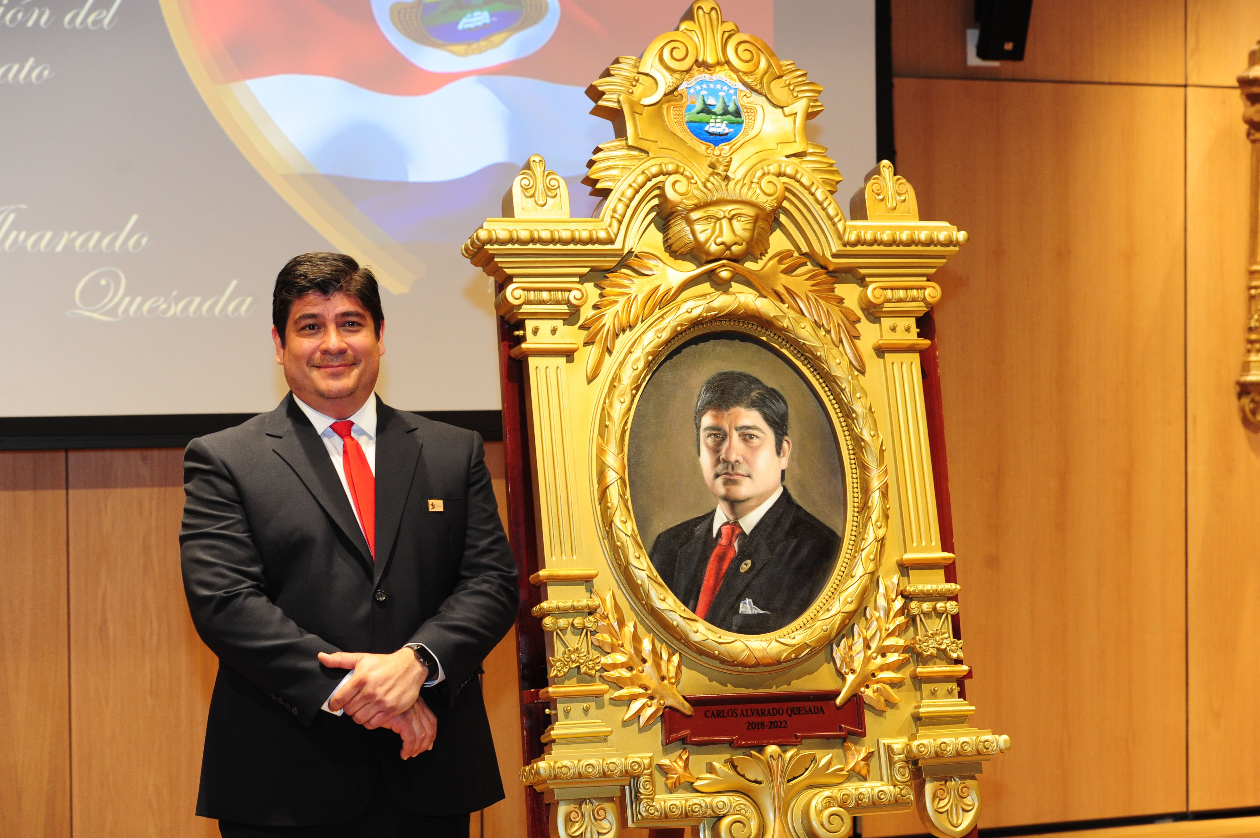 develación del retrato del expresidente Carlos Alvarado Quesada.