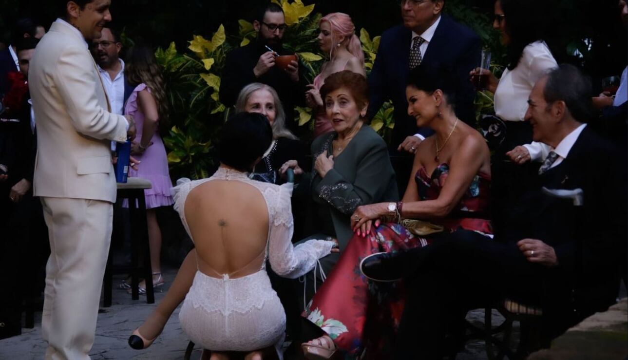 Ángela Aguilar y Christian Nodal