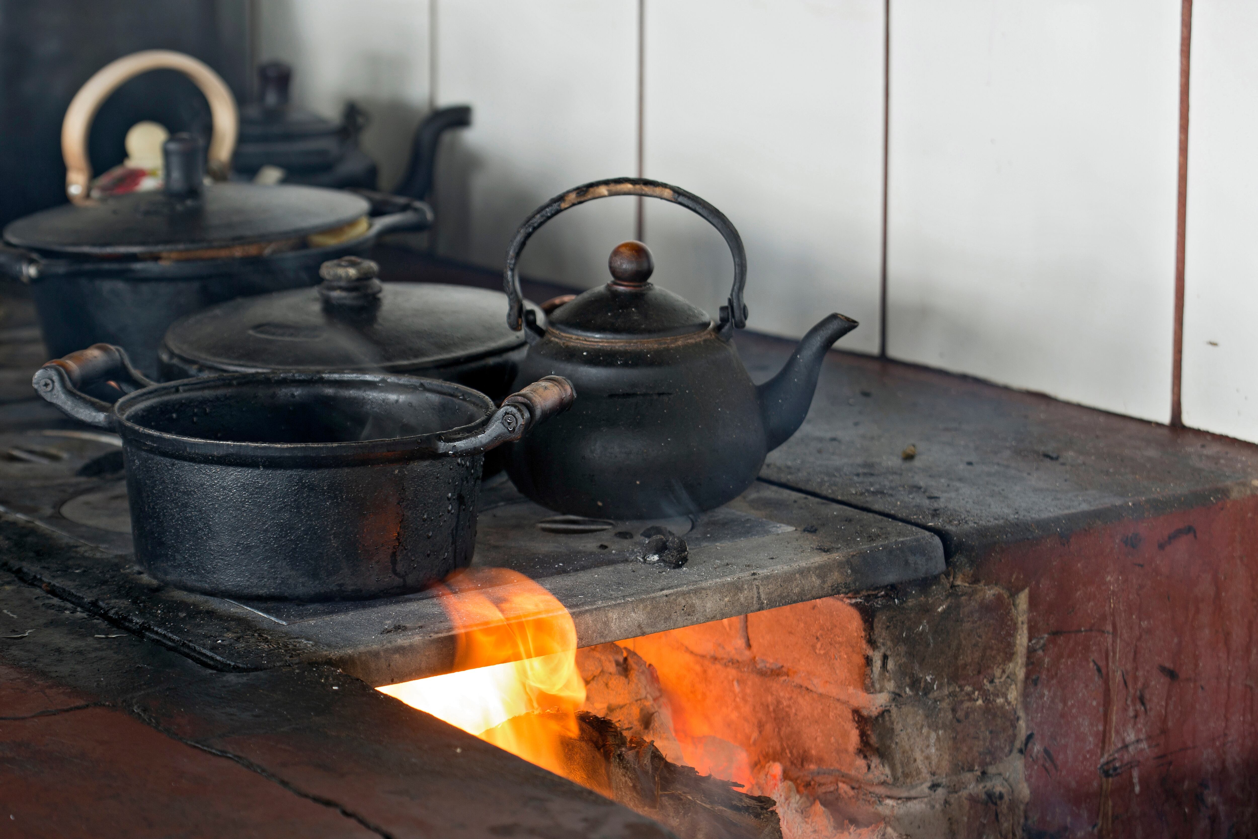 Cocina de leña, antiguas cocinas