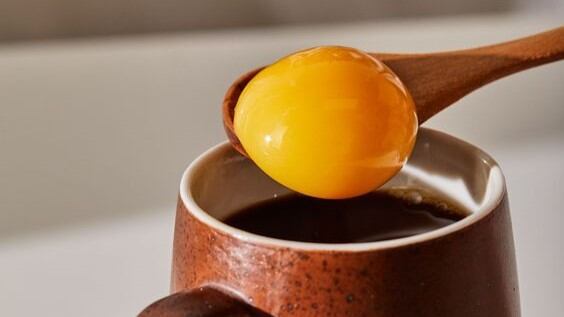 Café con yema de huevo