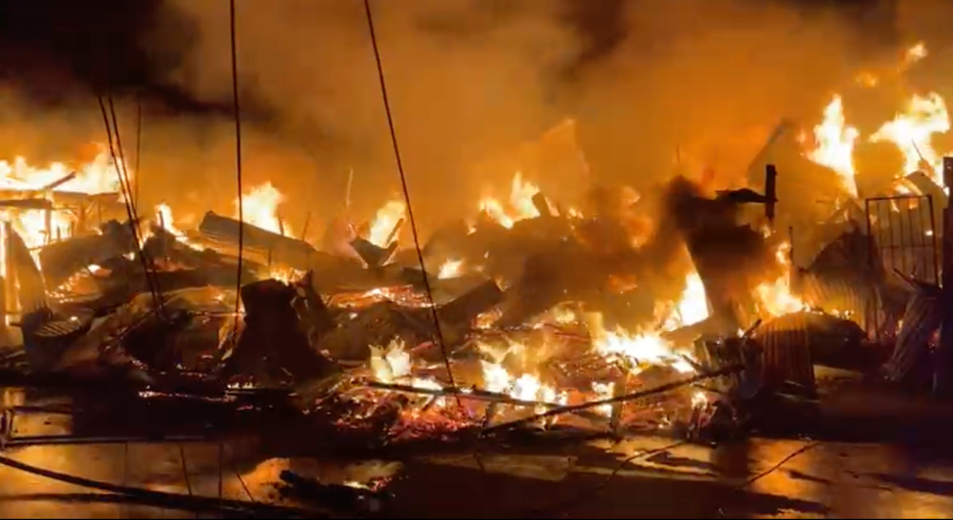 Caso quedó en manos de los bomberos y del Organismo de Investigación Judicial para las indagaciones correspondientes. Fotografía:
