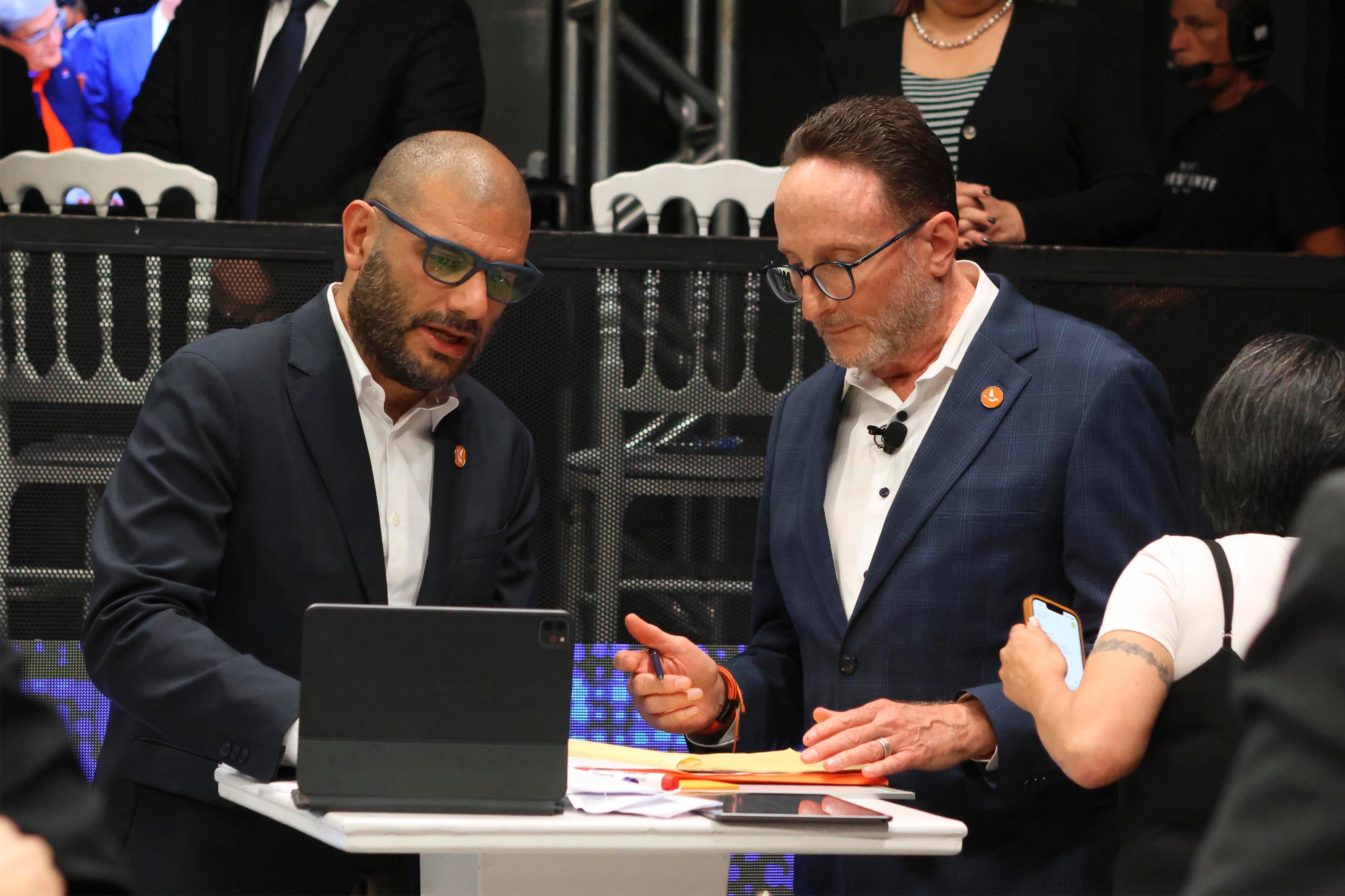 Debate Se Busca Presidente