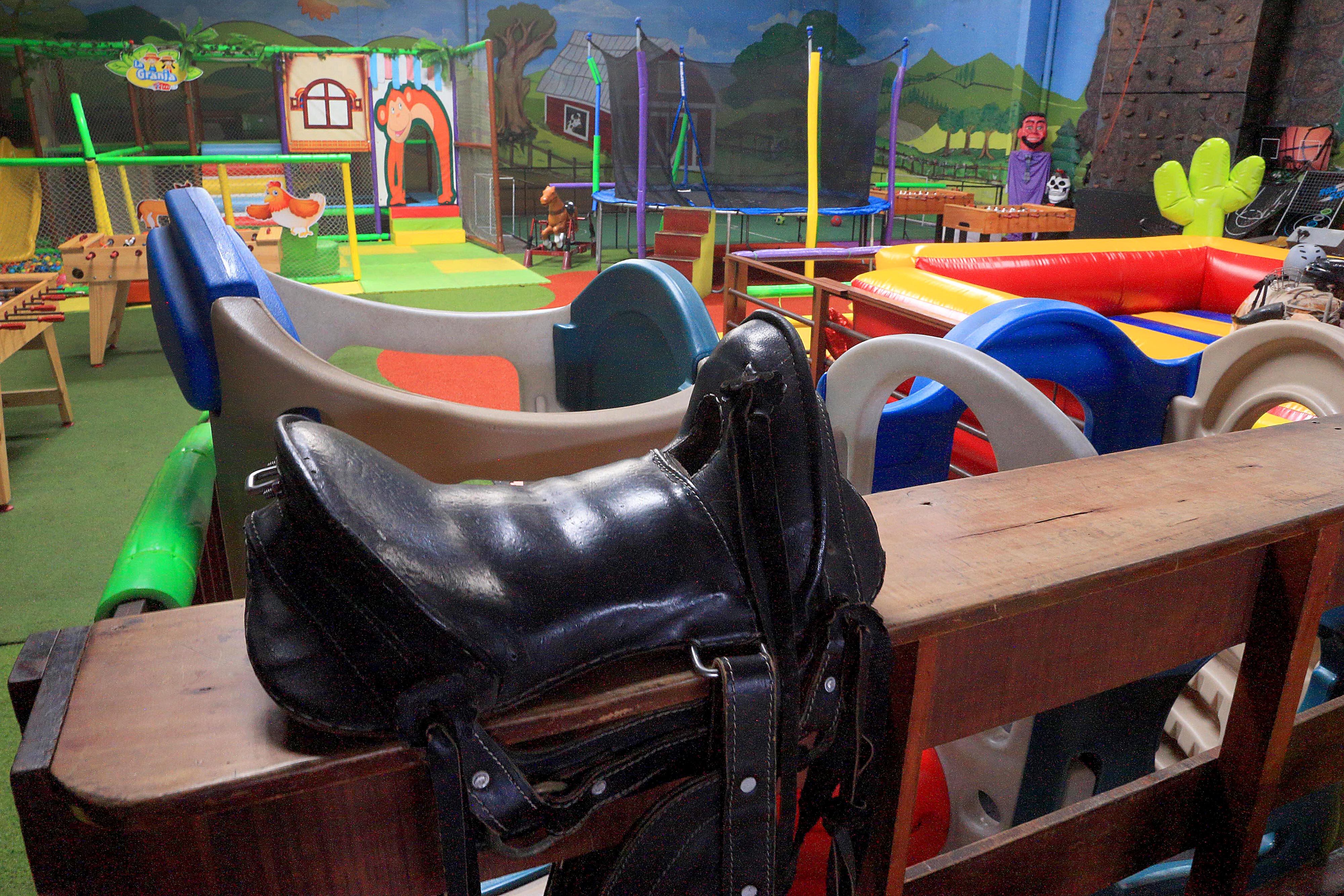 20/02/2024 Tres Ríos. La Granja, Sala de Eventos Infantiles, el lugar muy especial para celebrar las fiestas de cumpleaños, graduaciones, baby showers, capacitaciones y hasta bodas. Cuenta con inflables, canchas, juegos, futbolines, canopy, toro mecánico y mucho más. Foto: Rafael Pacheco Granados