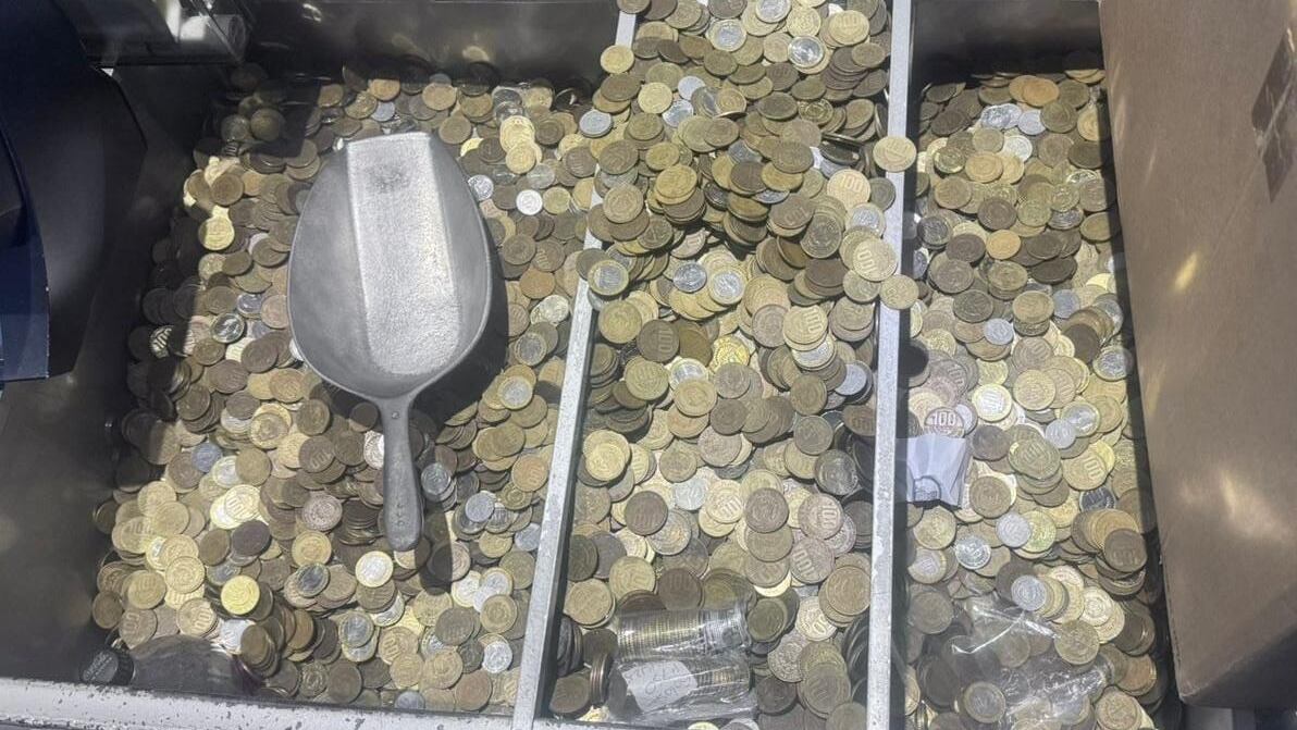 Al menos tres funcionarios estarían ligados con la supuesta organización que lavaba dinero mediante ventas de lotería. Foto: OIJ