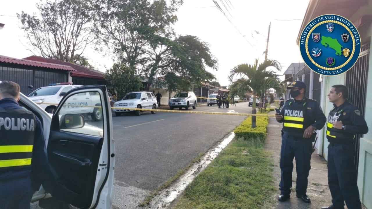 Detienen a hombre de apellido Ruiz sospechoso de dispararle en la cabeza a policía en Heredia. Foto MSP.