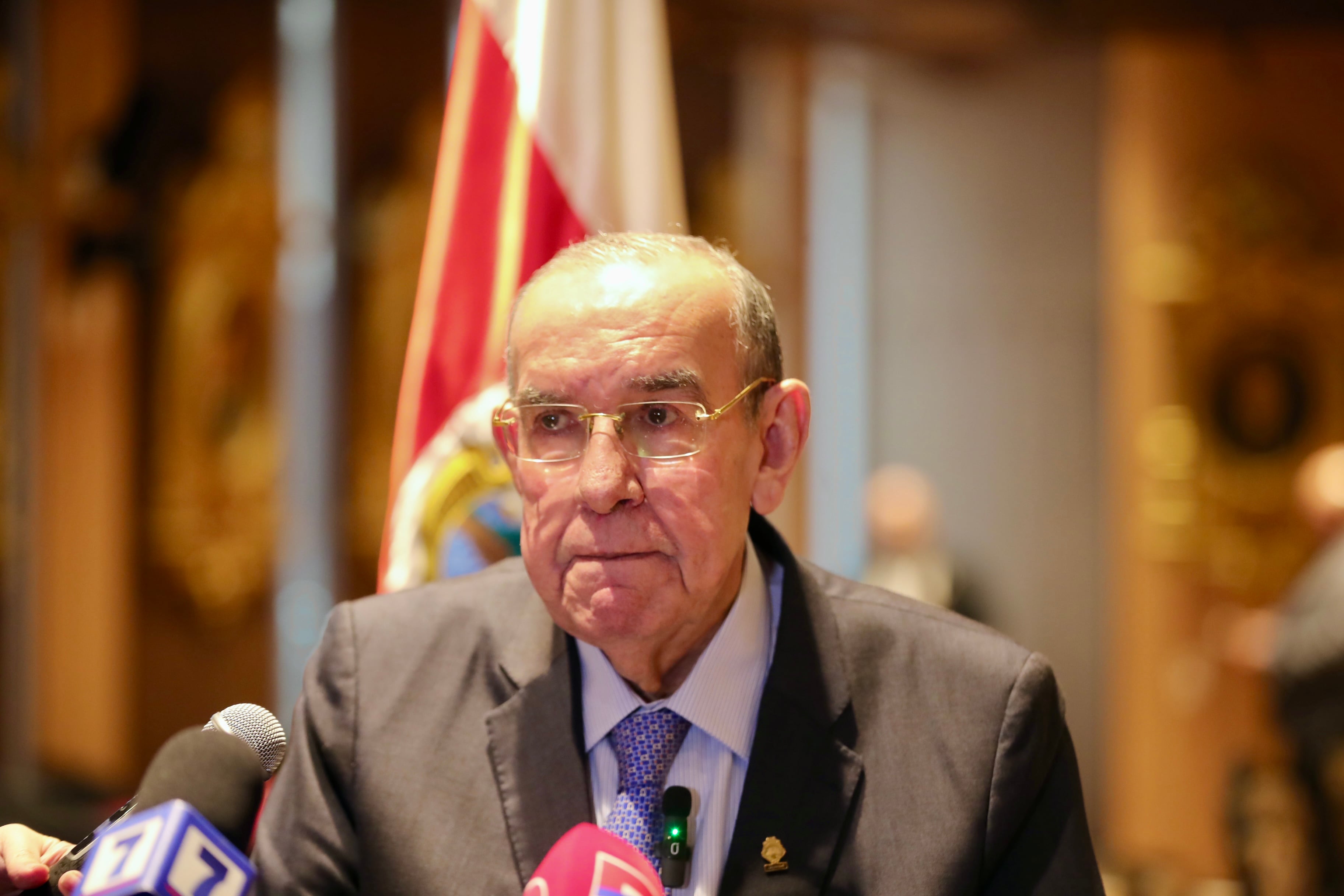 Reunión de supremos poderes para seguridad