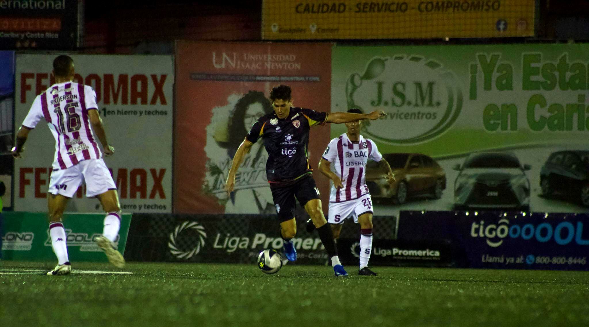 Santos ante Saprissa