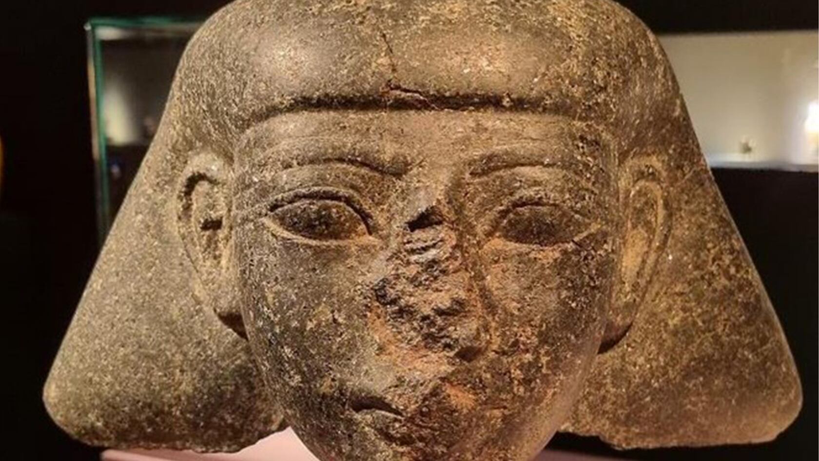 La escultura robada en 2011 será devuelta a Egipto por Países Bajos; se exhibirá en el nuevo museo arqueológico de Gizé.