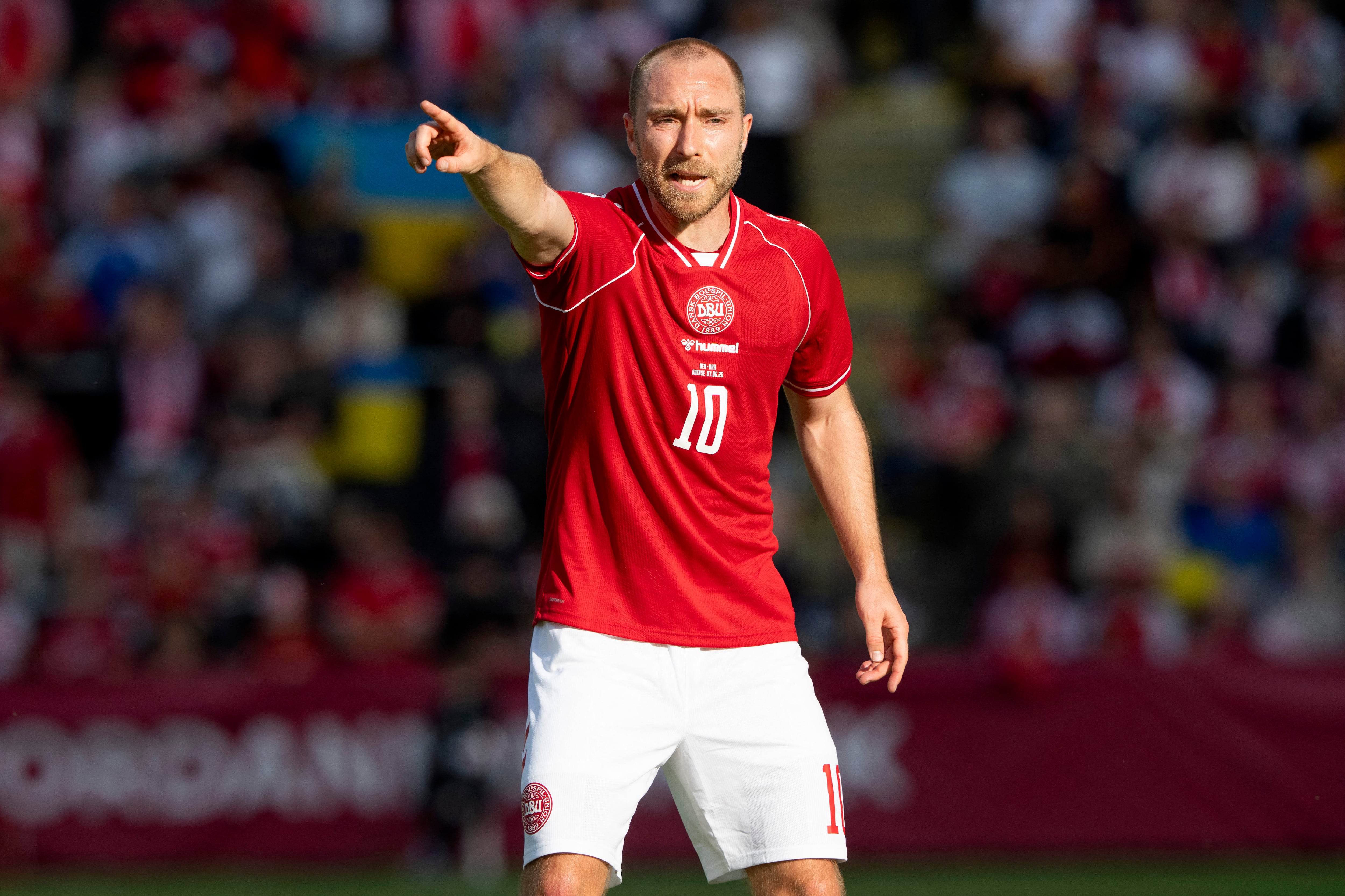 Christian Eriksen rompe el silencio tras desplomarse de nuevo en pleno partido con Dinamarca