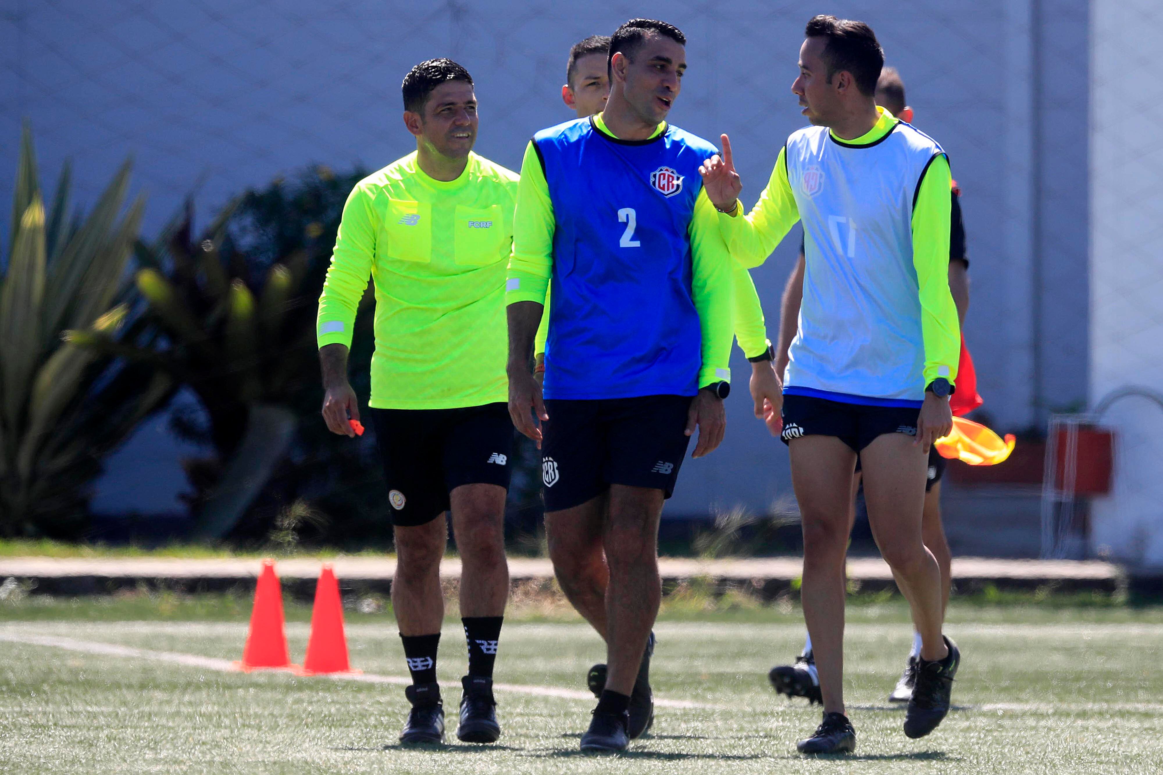 08/01/20023 Proyecto Gol. Los árbitros empezaron, este lunes por la mañana, su pretemporada de entrenamientos como parte de la preparación para poder dirigir el Torneo de Clausura, de la Liga Promérica. Las prácticas las dirigió Horacio Elizondo, coordinador del arbitraje en el fútbol de Costa Rica.