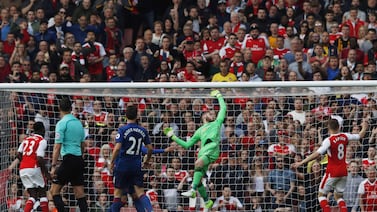 Arsenal triunfa 2-0 y rompe el largo invicto del Mánchester United