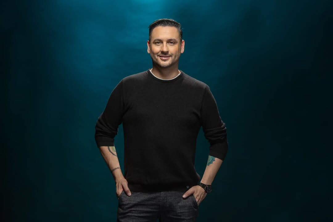 Wálter Campos tuvo una semana bastante movida ya que el martes comenzó las grabaciones de la primera película en la que actúa y un día después sus compañeras de trabajo en 7 Estrellas le dieron una linda sorpresa.