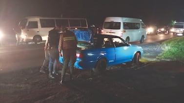 Empresa ofrece caminatas ilegales al Arenal por ¢30.000, advierte Minae