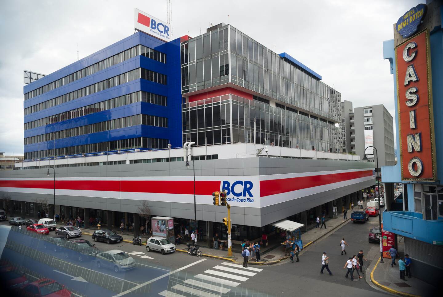 El Comité de Crédito del BCR acordó, los días 30 y 31 de marzo anterior, mantener los giros de dinero a Sinocem, pese a tener confirmado el incumplimientos de la empresa cementera.