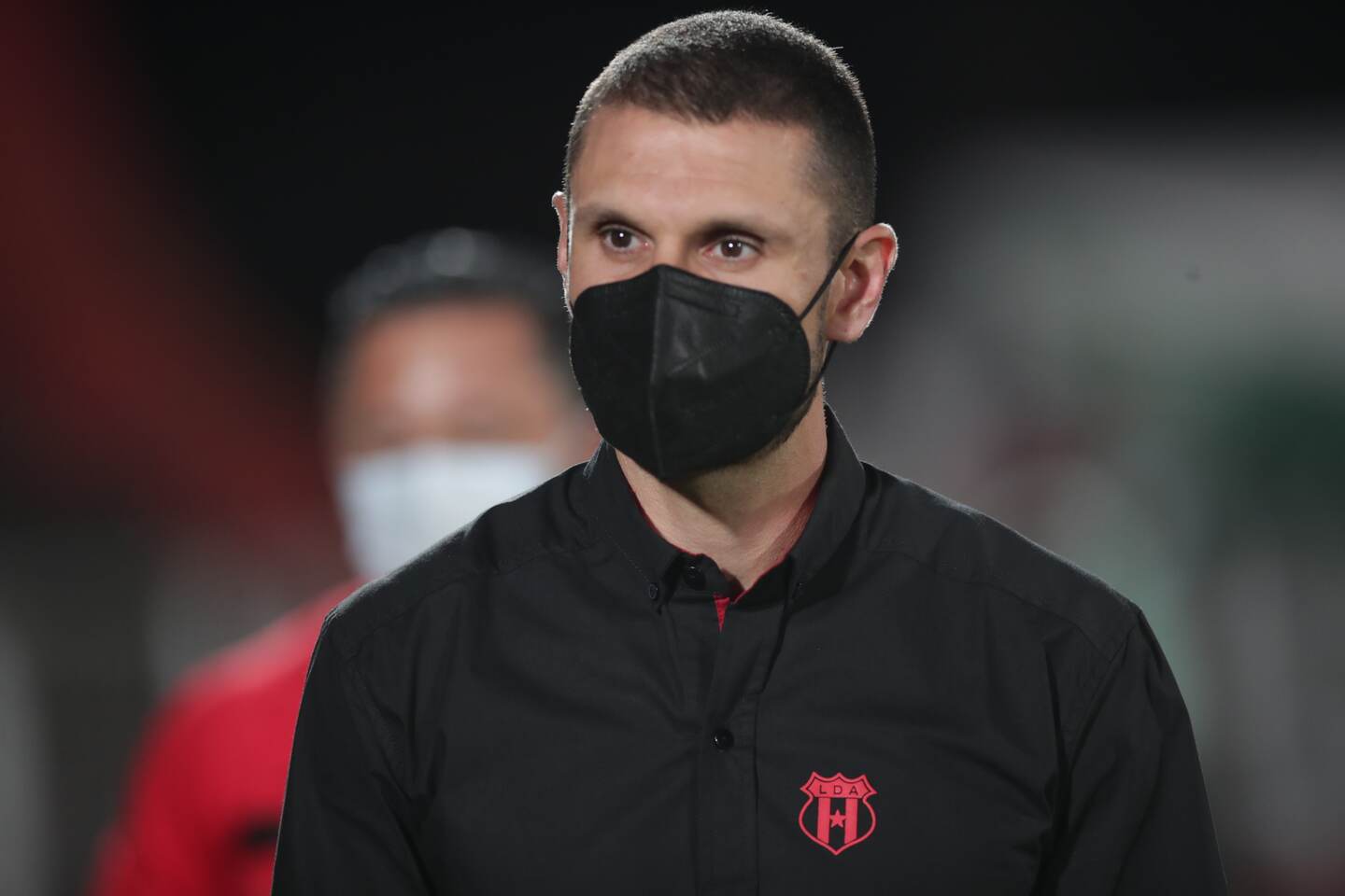 Albert Rudé dirigió su primer clásico. El técnico español no conoce la derrota con Alajuelense.