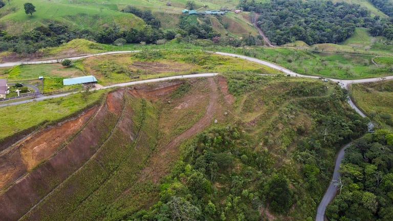 MOPT pagará ¢16.000 millones adicionales por IVA en construcción de tramo central de vía a San Carlos
