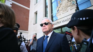 Huw Edwards, expresentador de la BBC se declara culpable de producir imágenes indecentes de menores