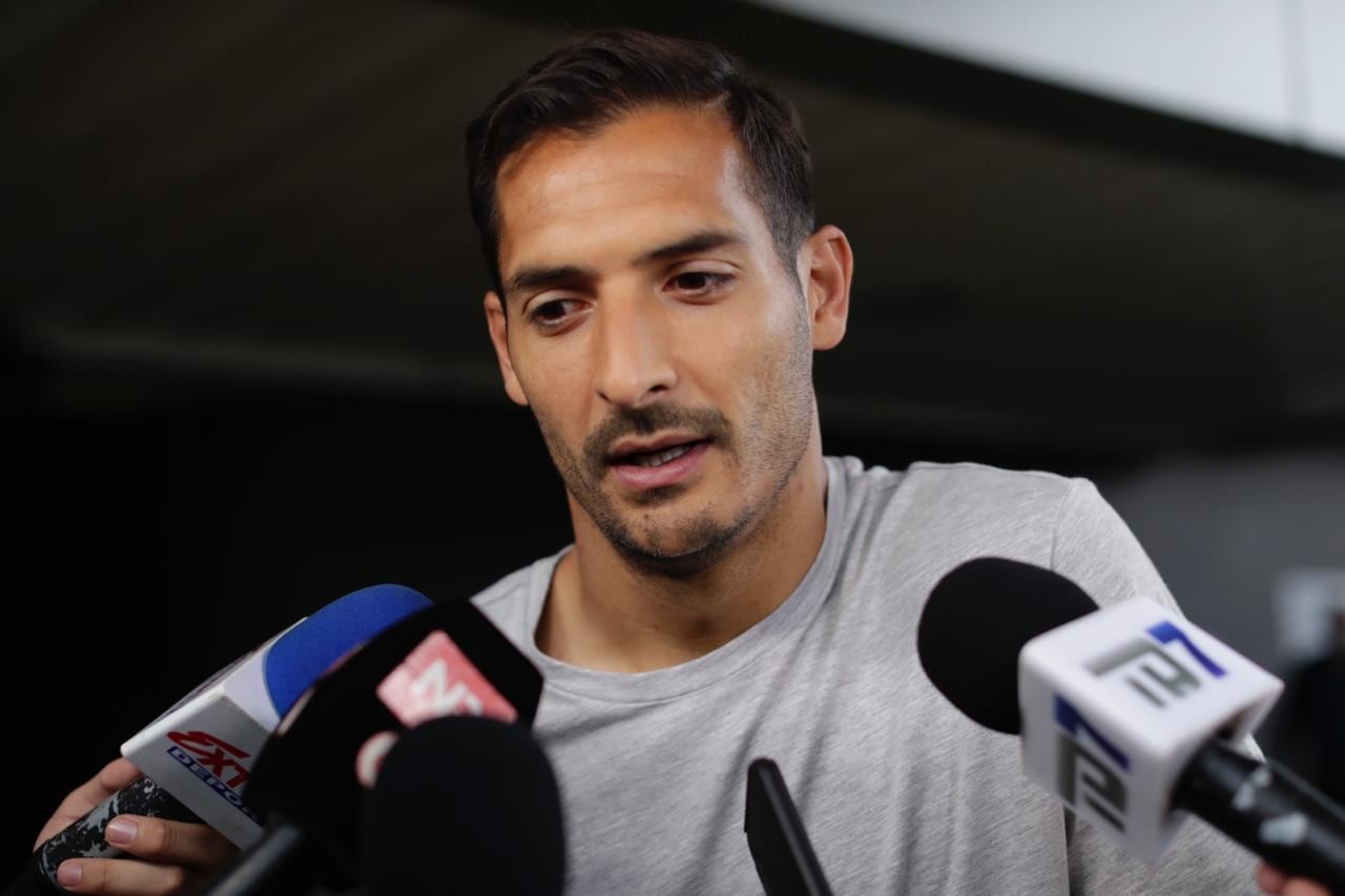 28/05/2019, Alajuela, aeropuerto Juan Santa Maria, llegada del jugador de la selección nacional Celso Borges al país para la concentración antes del amistoso ante Peru. Fotografía Jose Cordero.