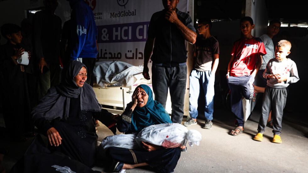 El bombardeo israelí dejó a más de 50 personas fallecidas y los cancilleres europeos condenaron el ataque.