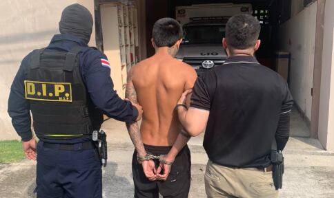 Vestido de payaso, Sánchez ingresó a un gimnasio en Chacarita y asesinó a una mujer que se ejercitaba en la segunda planta del establecimiento.