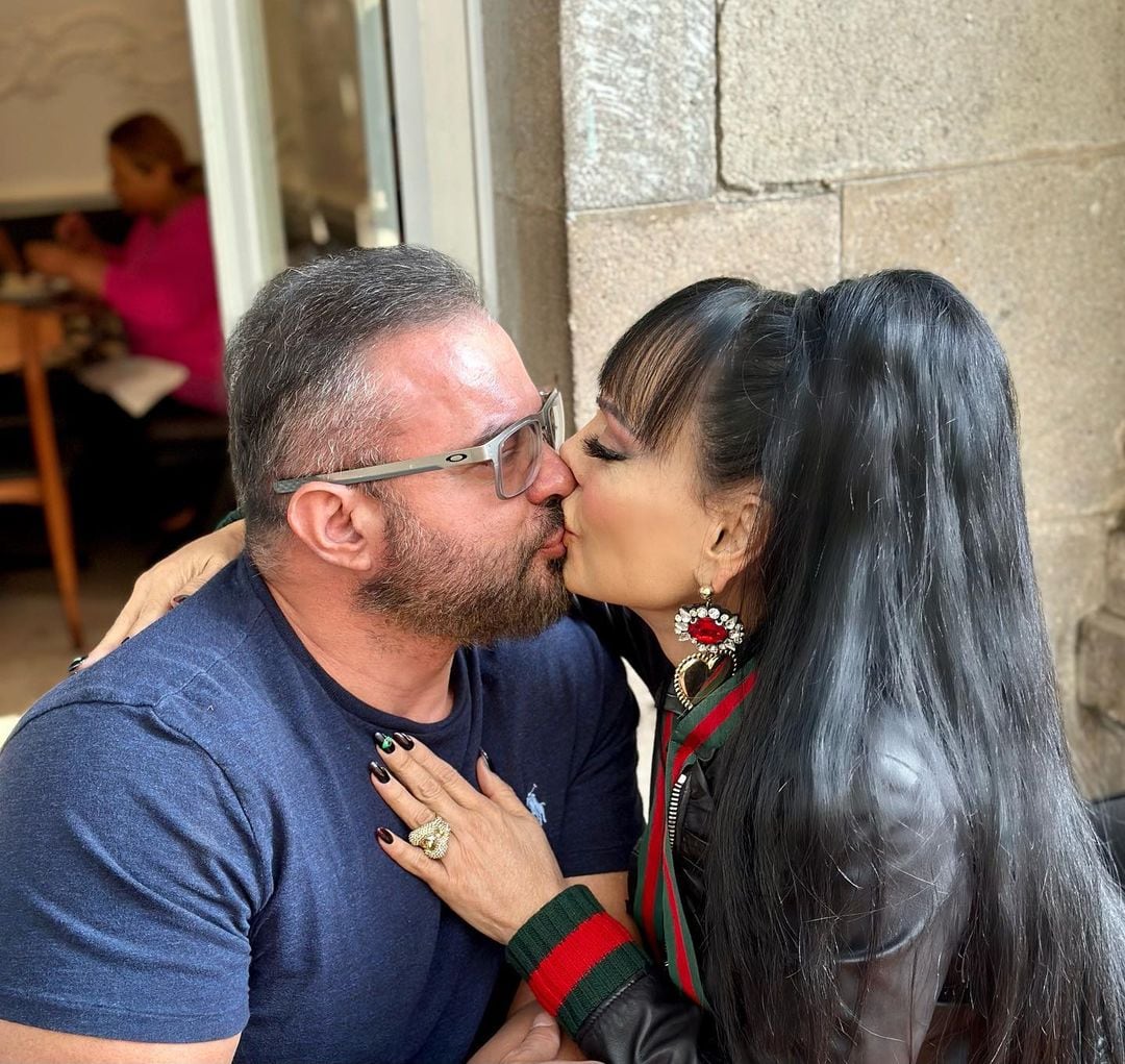 Maribel Guardia y su esposo