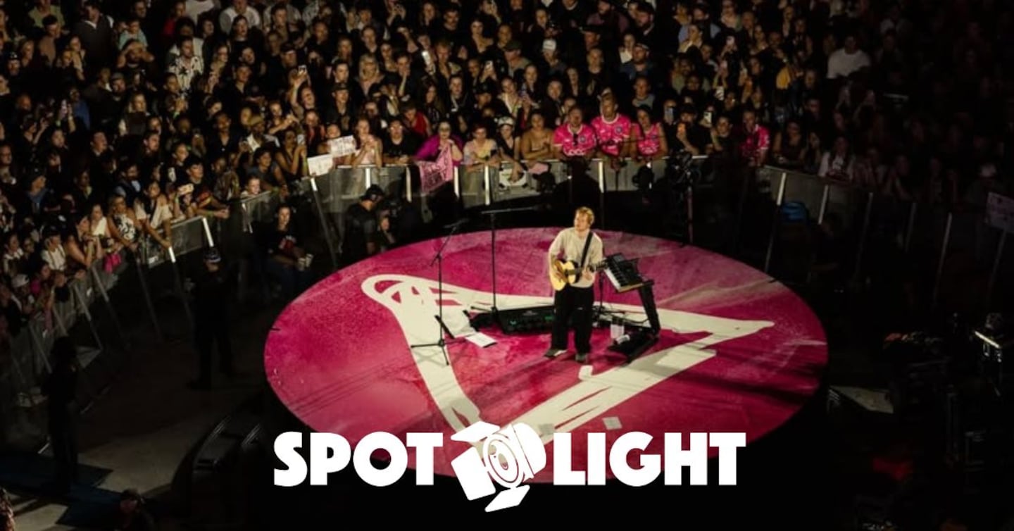 Famoso cantante que dará concierto en Costa Rica sorprende a último momento con una noticia a los ticos